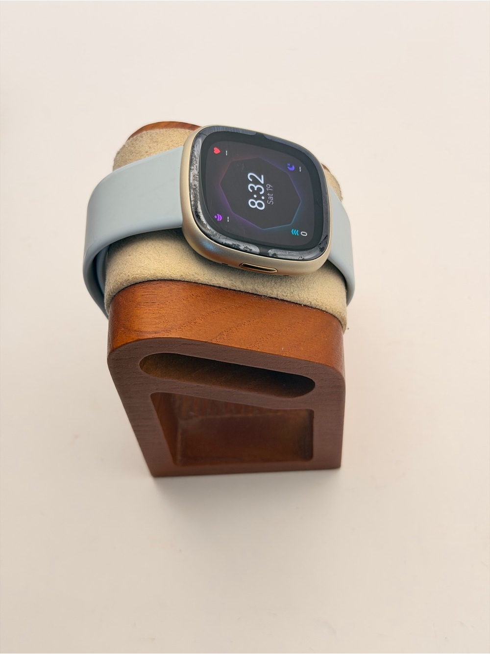 Fitbit Sense 2, Tested, Gold/blue, Good, Charger Included, Latest Model, Smartwa - Picture 4 of 6